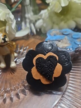 Hand Crafted Genuine Leather Tooled Floral Heart Pet Collar Charm NEW
